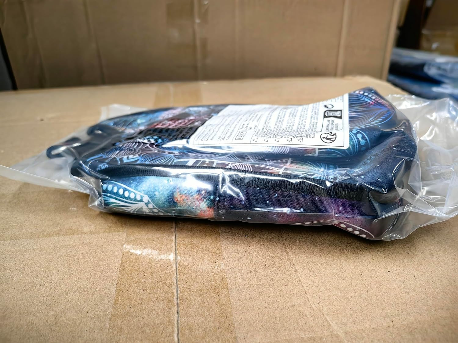 Magnetic Gym Bag Water Bottle Carrier Holder with Strap & Phone Pockets, Diameter 3.9" Gym Magnetic Bag 5 Built-In Magnets Gym Accessories Organizer Bottle Pouch Sling Sleeve